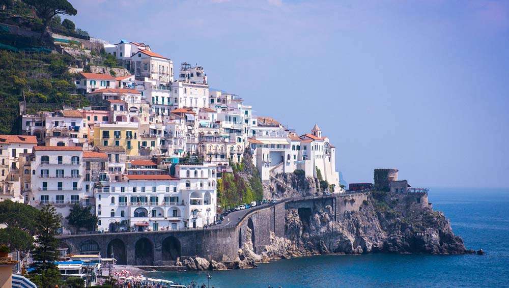 Experience the breathtaking wonders of the Amalfi Coast in spring, where every corner reveals stunning views and unforgettable moments amidst nature's vibrant colors.