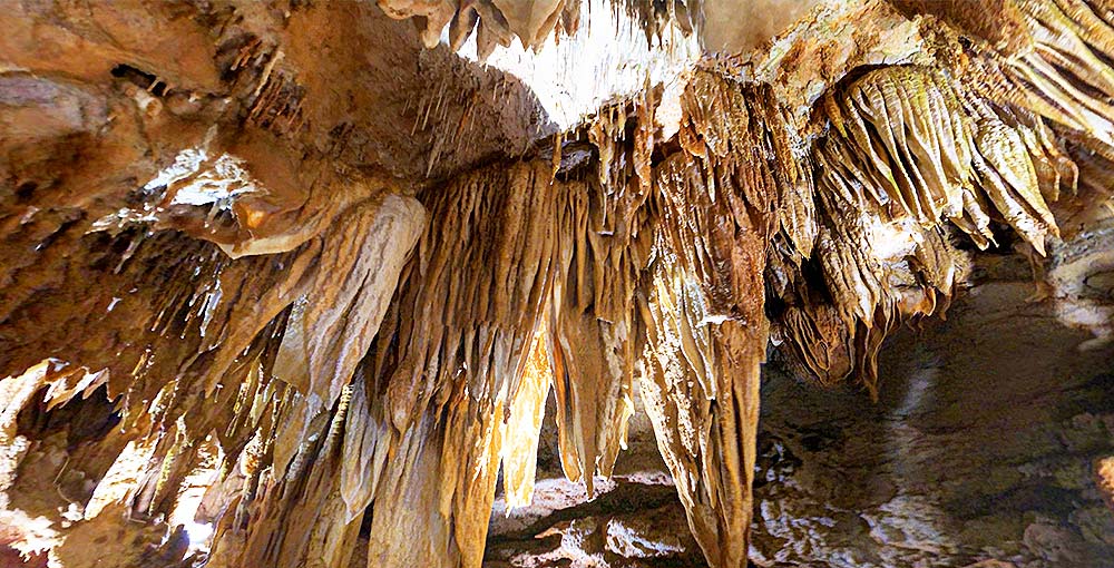 explore Jacob's Cave: A Subterranean Wonder